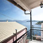 Gabriela's Seaside House بيت للعطل *