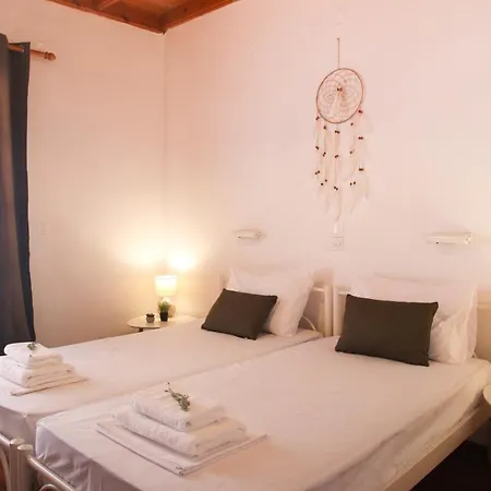 Gabriela's Seaside House Kassiopi